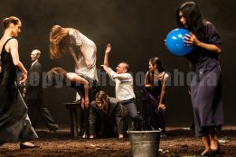 Gebrige, Wuppertaler Tanztheater Pina Bausch.jpg